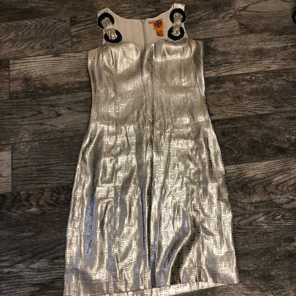 Tory Burch Silver Sleeveless Dress unique shimmer pattern party perfect size 4 - Picture 5 of 11